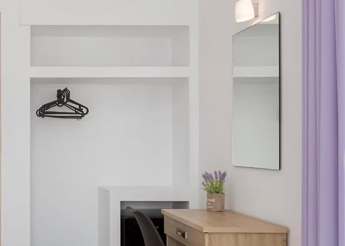 Venus Minimal Hotel 2*