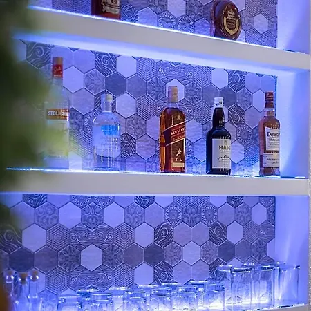 Venus Minimal Hotel 2*